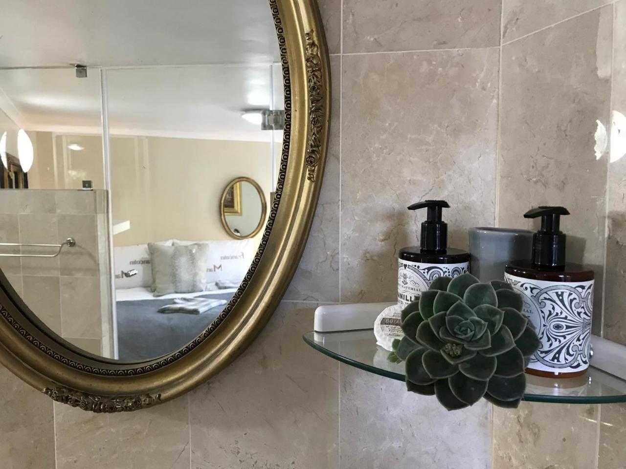 Francolin Manor Panzió Hermanus Kültér fotó